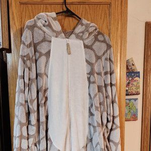 Giraffe Onesie With Hood Jammies/Costume Size 3X (22-24W)